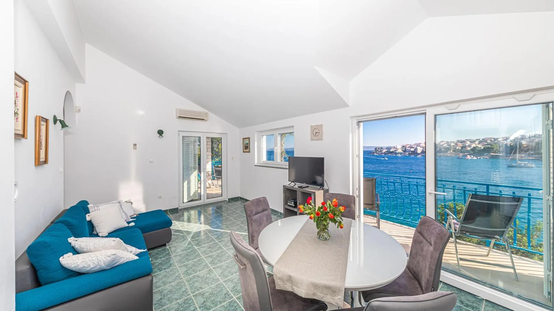 Residence Summer By The Sea Trogir Tatil Evi